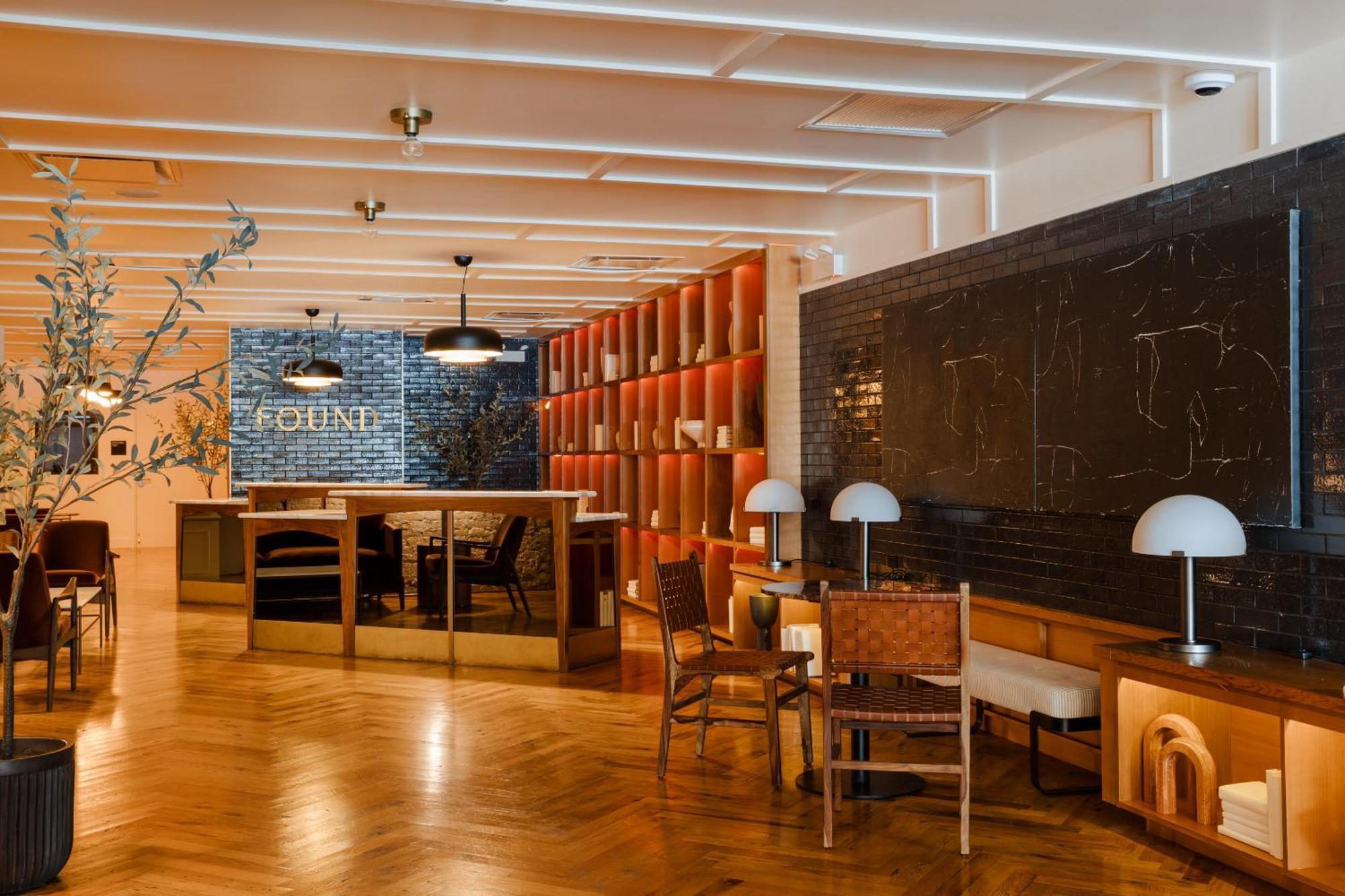 Found Hotel Chicago River North Екстер'єр фото
