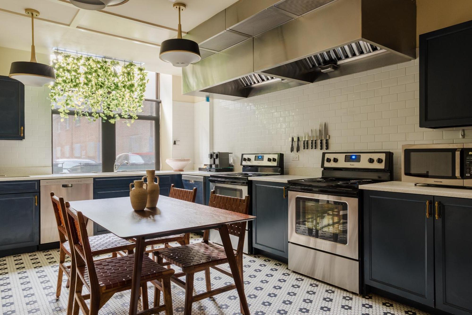 Found Hotel Chicago River North Екстер'єр фото